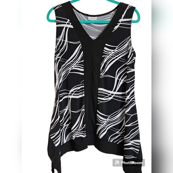 Avenue Monochrome Wave Pattern Tank Top - Picture 1 of 2